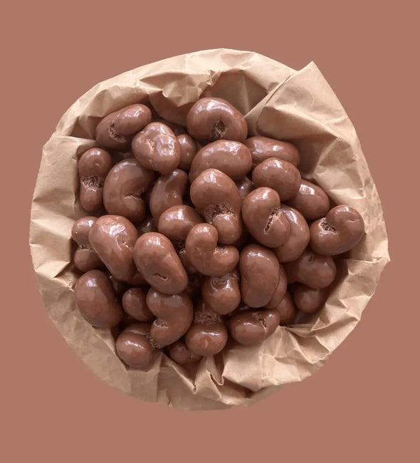 Milk chocolate cashews